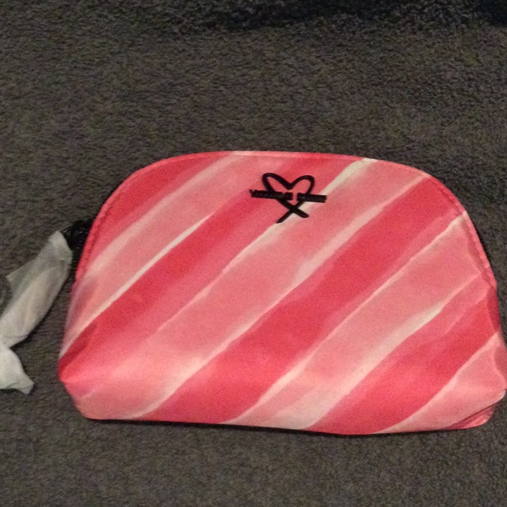 Final Price ❗️Victorias Secret new with out tags small cosmetic case